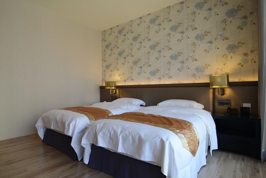 Grand Crystal Hotel Hsinchu Habitación foto